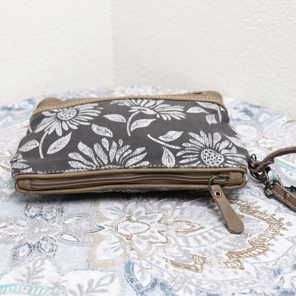 🆕Myra Bag Vintage Wristlet Pouch Makeup Bag Women - Picture 5 of 7